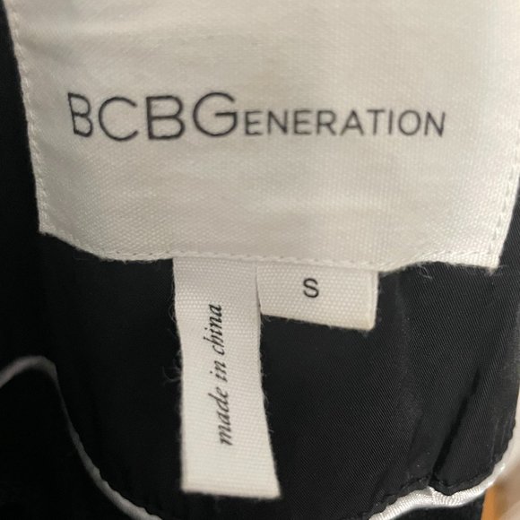 BCBGeneration Black Raincoat/Utility Jacket - Size S - Picture 7 of 9